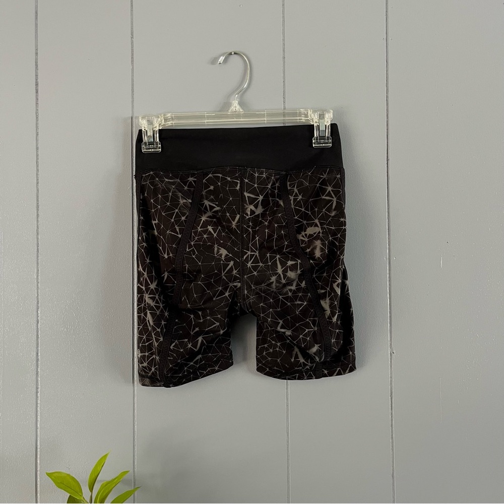 Lululemon Biker Shorts - Picture 3 of 5